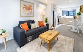 Modern City Lifestyle: 2 Bedroom 1 Bath